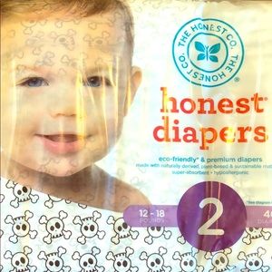 ☠️Honest company Skull print Diapers size 2☠️